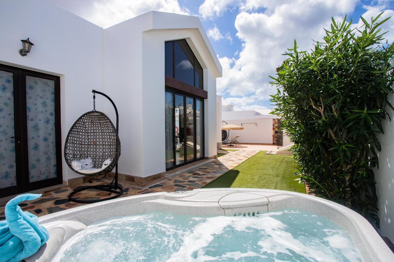 Casa Maurizio - Heated Pool, Hot Tub & Hammam Villa Playa Blanca  Exterior photo
